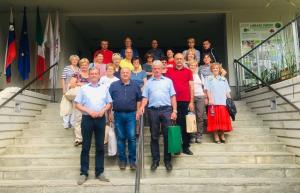 Obiskovalci gostje (002)